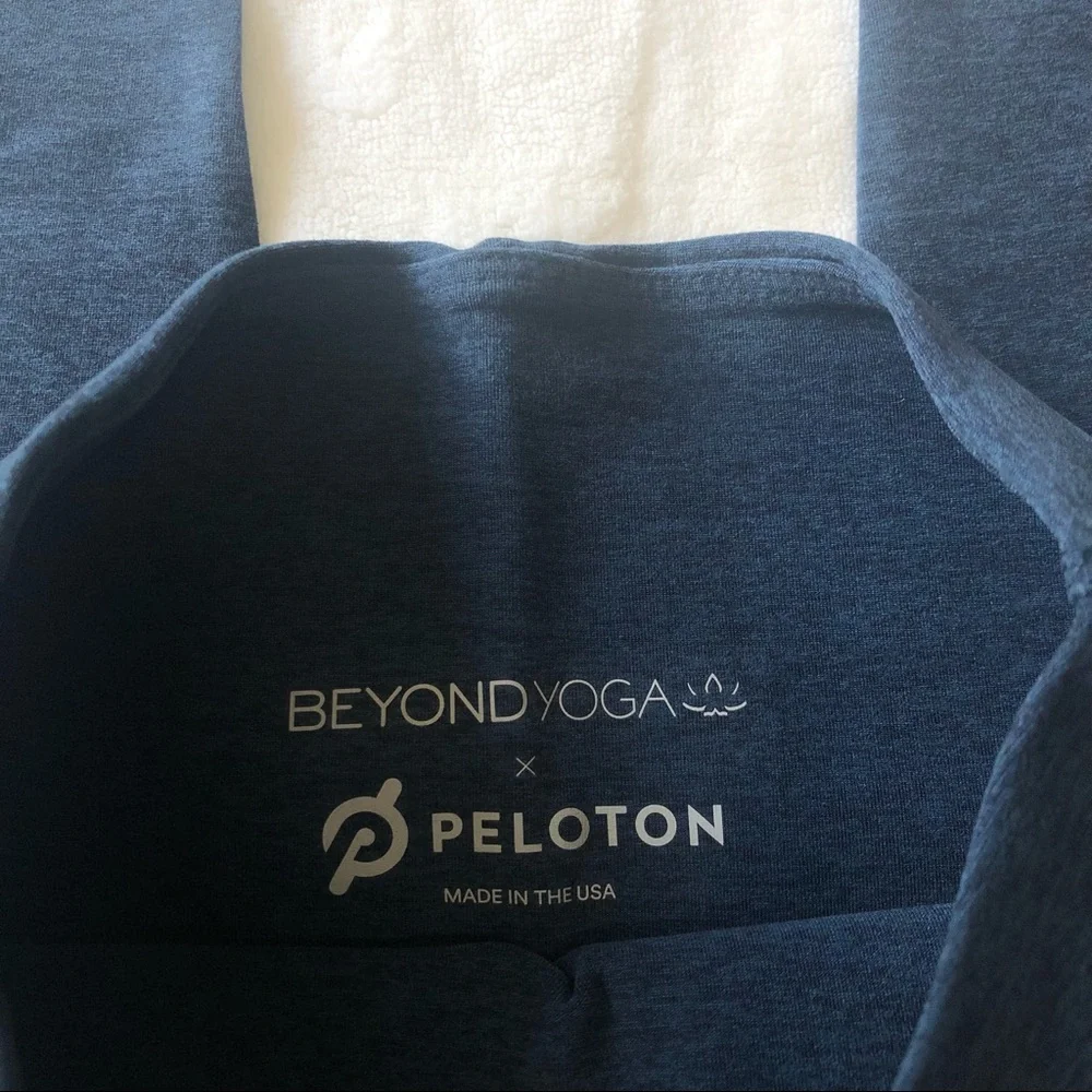 NEW Beyond Yoga x PELOTON Navy Spacedye Leggings - Picture 3 of 7